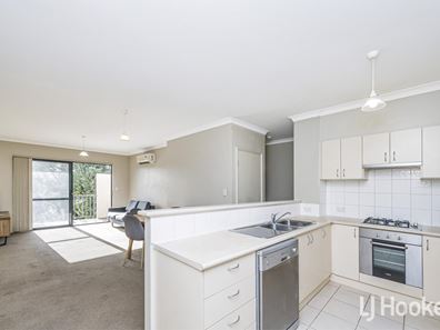 19/17 Southdown Place, Thornlie WA 6108