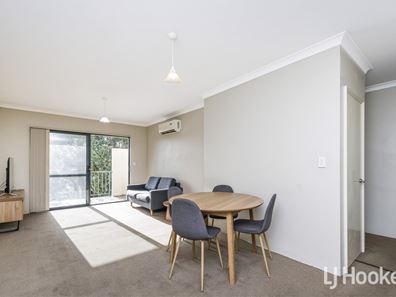 19/17 Southdown Place, Thornlie WA 6108