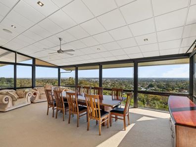 5 Forrest Road, Swan View WA 6056