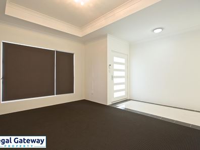 17 Yarrow Street, Treeby WA 6164
