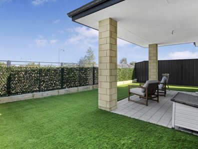 4 Slope Way, Yanchep WA 6035