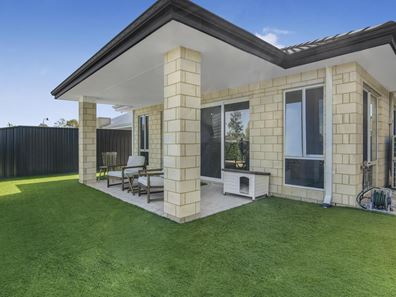 4 Slope Way, Yanchep WA 6035