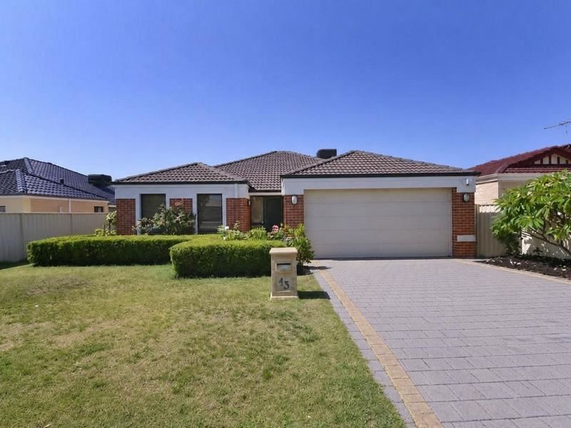 43 Mermaid Way, Heathridge