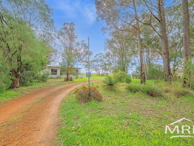 270 Lancaster Road, Mckail WA 6330