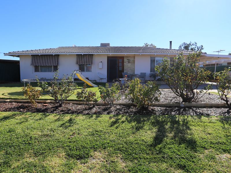 53 Mallee Drv, Kambalda West WA 6442
