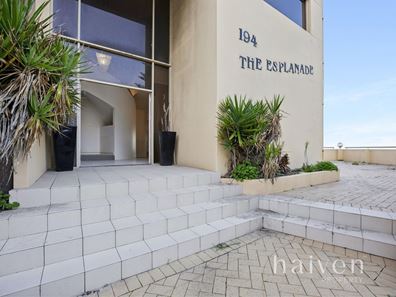 194 The Esplanade, Scarborough WA 6019