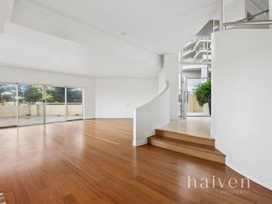 194 The Esplanade, Scarborough WA 6019