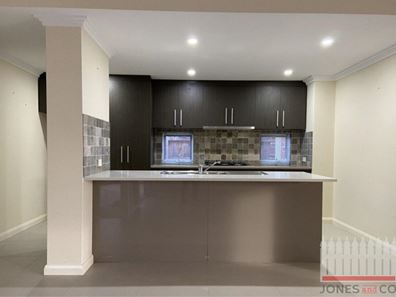 27 Seadrift Street, Yanchep WA 6035