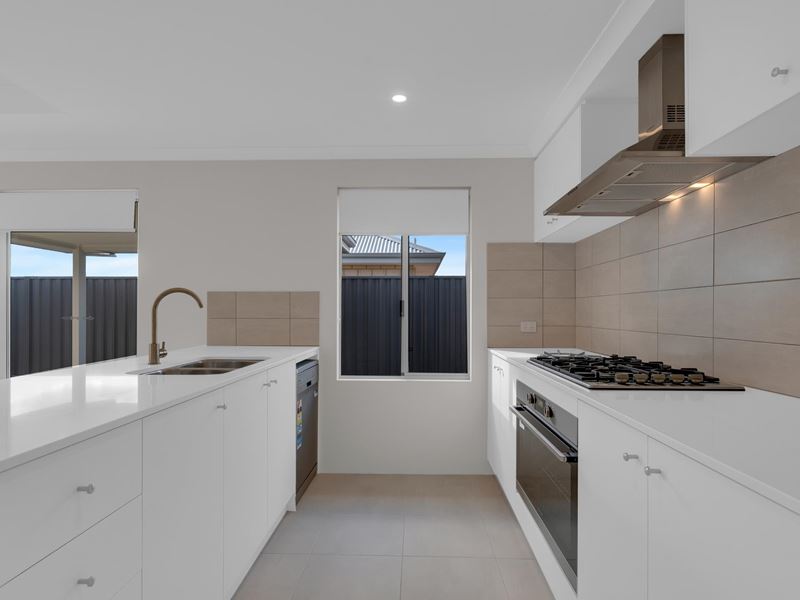33 Caulfield Drive, Baldivis WA 6171
