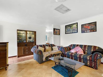 3 Santara Court, Seville Grove WA 6112