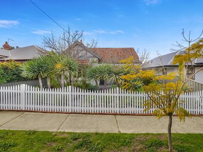 90 Matlock Street, Mount Hawthorn WA 6016