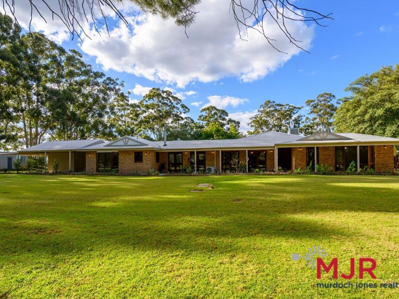 90 Hebble Loop, Banjup