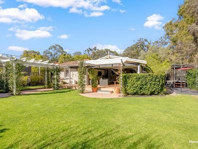11 Kembla Street, Kelmscott WA 6111
