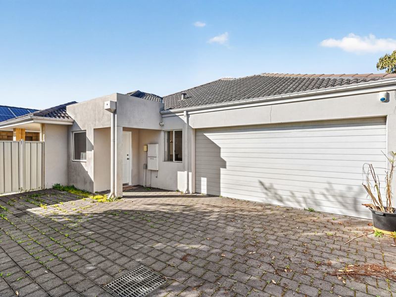 32A Halvorson Road, Morley WA 6062