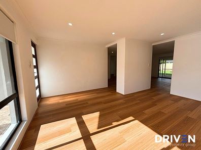 9 Logan Court, Seville Grove WA 6112