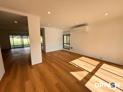 9 Logan Court, Seville Grove WA 6112