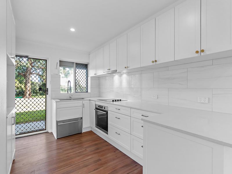 5/3 Burgundy Crescent, Spearwood WA 6163