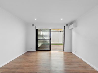 5/3 Burgundy Crescent, Spearwood WA 6163