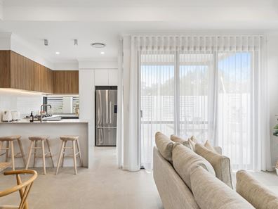 1/8 Koombana Way, Kallaroo WA 6025