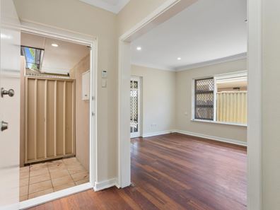 10 Grey Street, Bayswater WA 6053