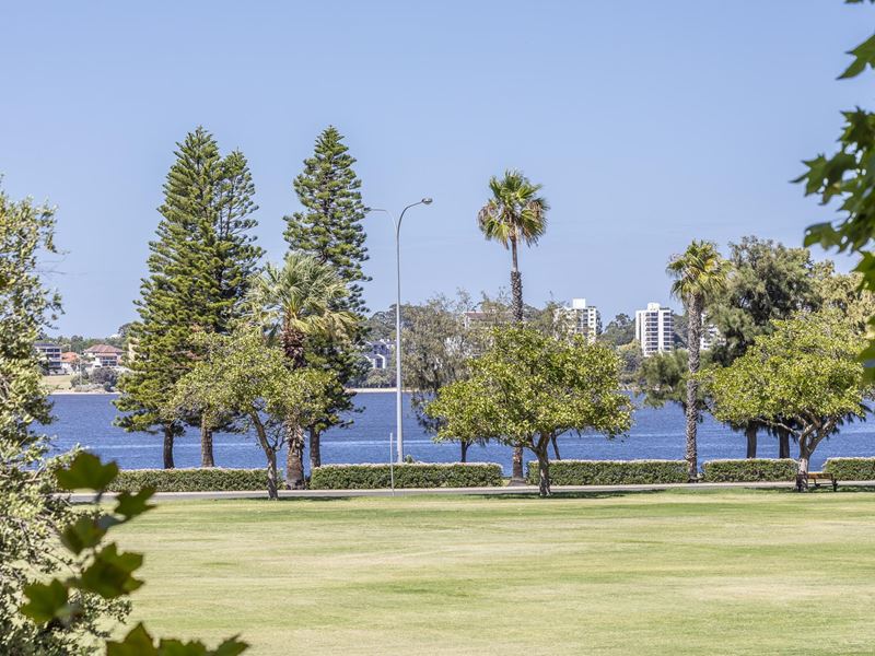 2/42 Terrace Road, East Perth