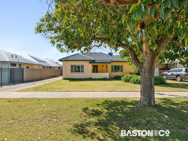 54 Downey Drive, Manning WA 6152