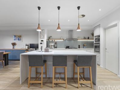 4 Yardley Rd, Baldivis WA 6171