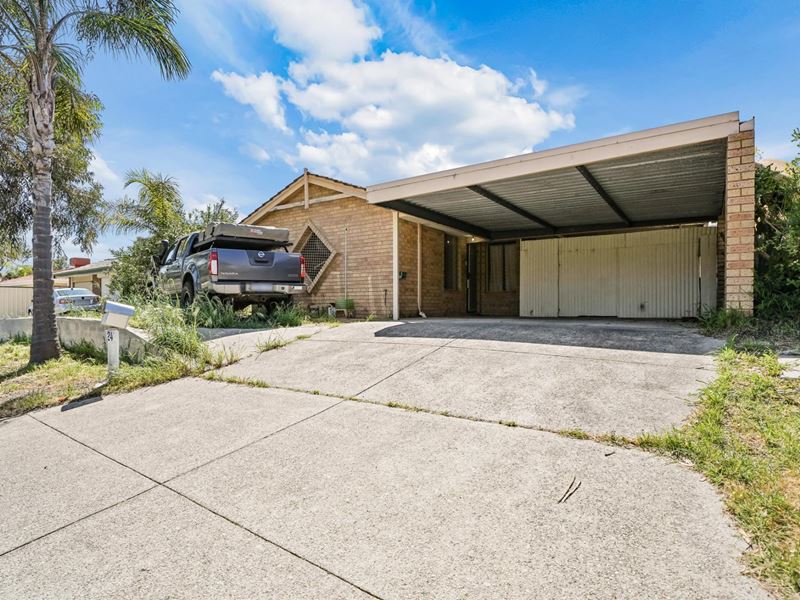 24 Burton Retreat, Stratton
