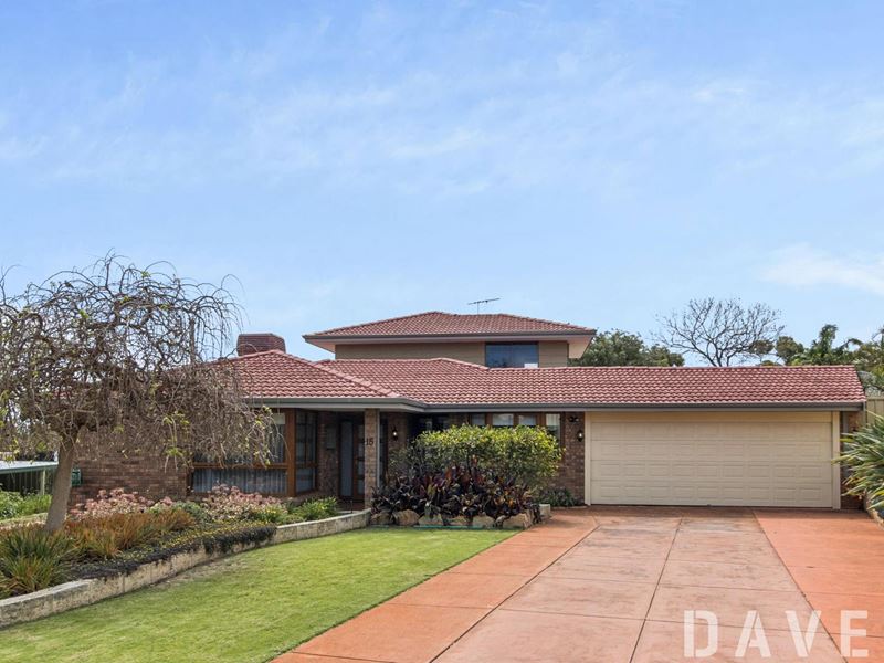 15 Stratford Place, Kingsley WA 6026