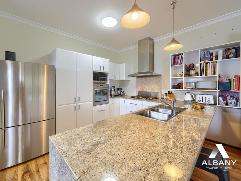 345 Serpentine Road, Mount Melville WA 6330
