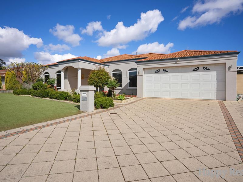 15 Lucas Loop, Canning Vale WA 6155