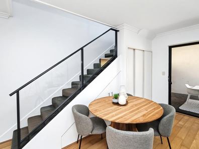 2/6 Leeder Street, Glendalough WA 6016