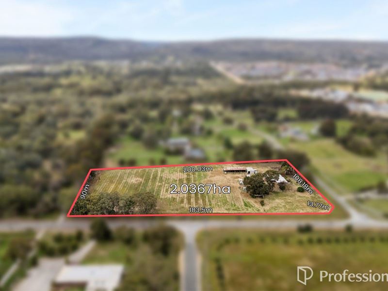 9 Rain Lover Court, Darling Downs