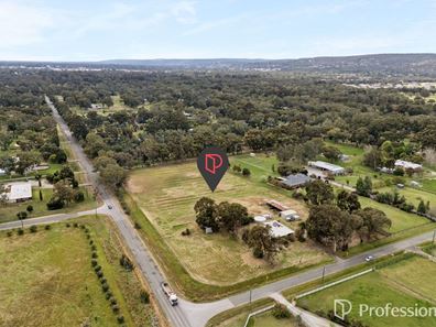 9 Rain Lover Court, Darling Downs WA 6122