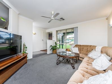 9 Whiston Crescent, Clarkson WA 6030