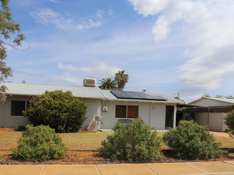 19 Sturt Pea Crescent, Kambalda West