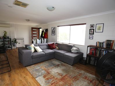 19 Sturt Pea Crescent, Kambalda West WA 6442
