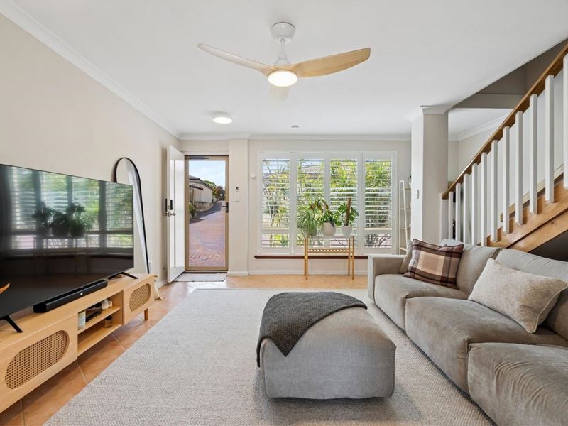 Lot 11, 9/37 Muirhead Way, Kingsley WA 6026