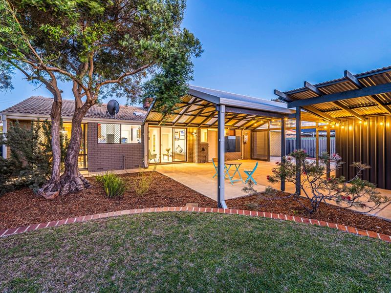 18 Hubbard Place, Safety Bay WA 6169