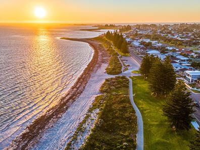 18 Hubbard Place, Safety Bay WA 6169