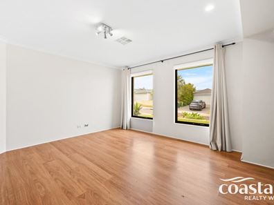 6 Woorabinda Rise, Lakelands WA 6180