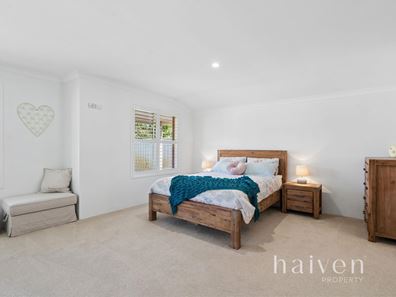 4 Hyde Close, Canning Vale WA 6155