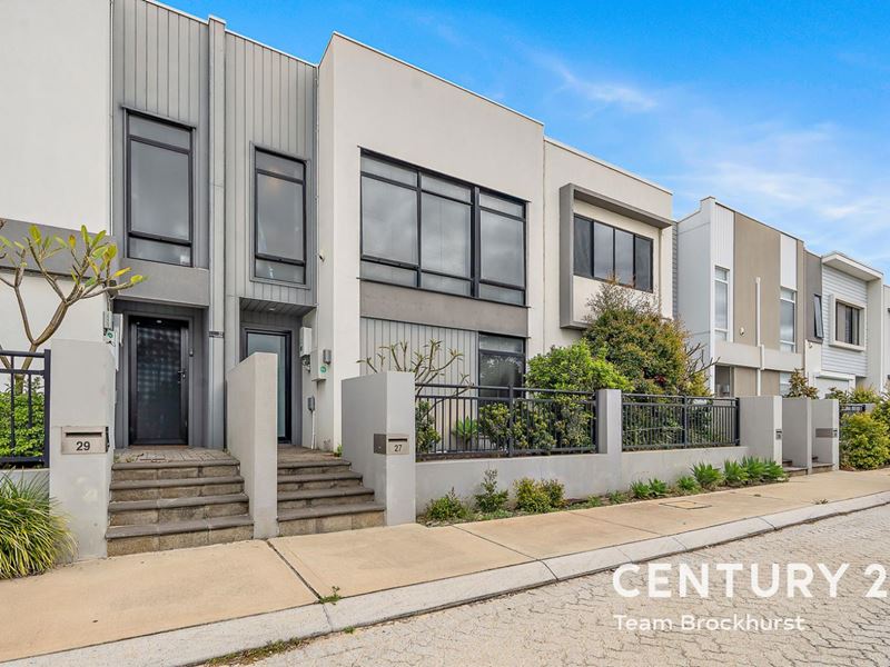 27 Livorno Boulevard, Piara Waters WA 6112