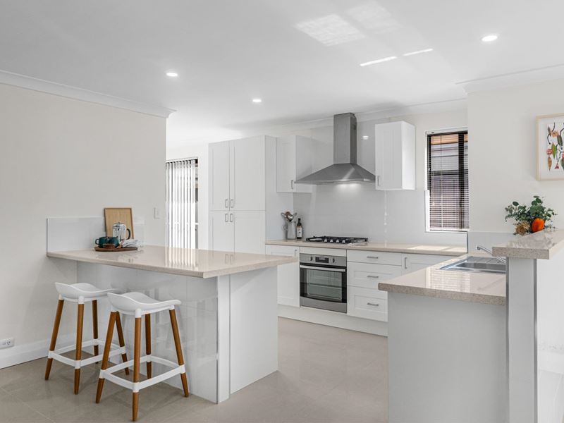 15 Caprice Place, Heathridge WA 6027