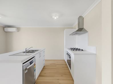 5 Witchcliffe Wy, Dawesville WA 6211