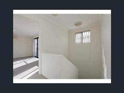 4/13 Gochean Avenue, Bentley WA 6102
