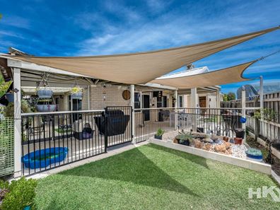 63 Lakefront Circle, The Vines WA 6069