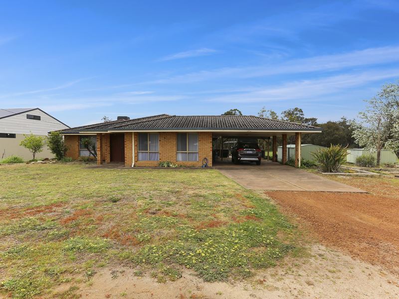 3 McVee Road, Collie WA 6225