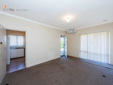 11 Pegus Street, Thornlie WA 6108