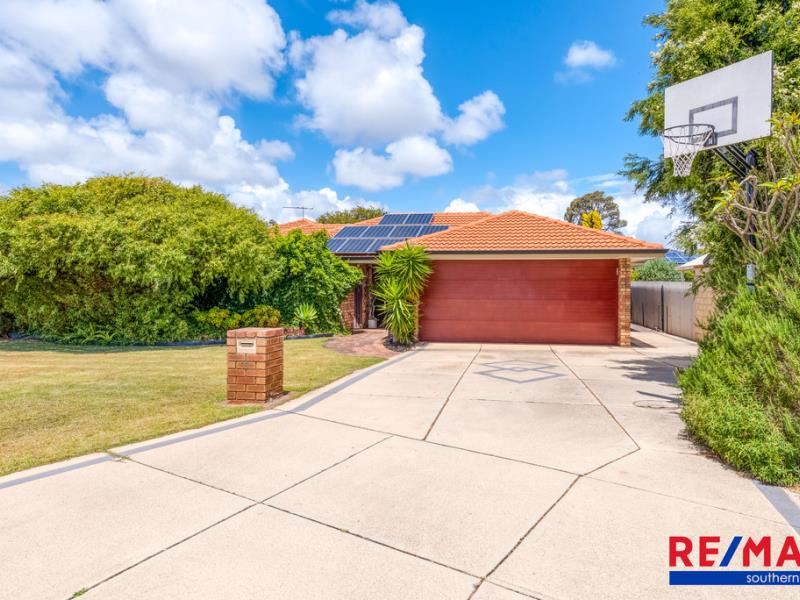 11 Shea Grove, Leeming WA 6149